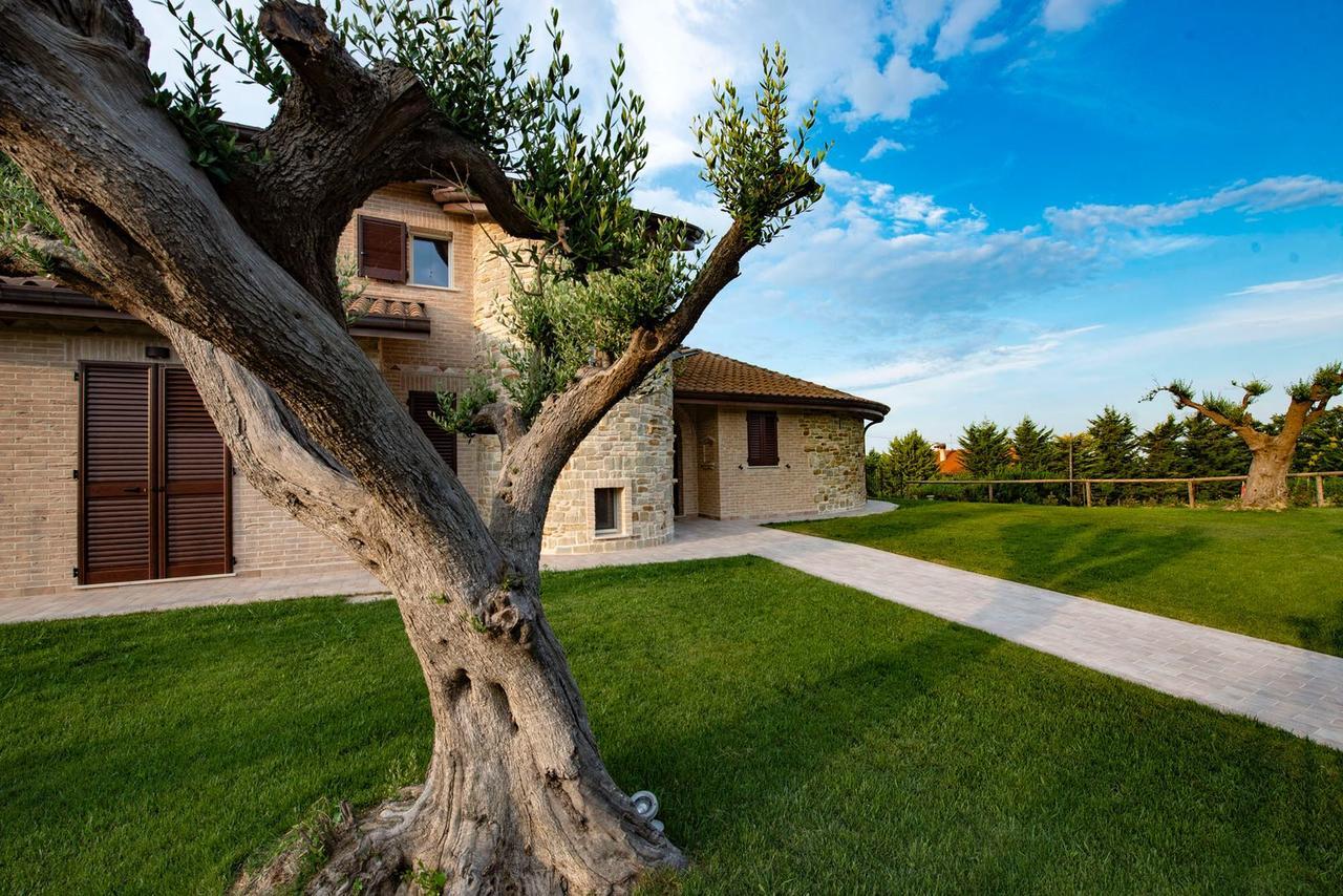 B&B Madonna Carradori Country Offagna Екстер'єр фото